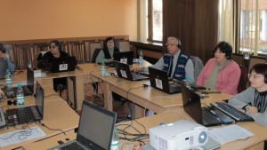 Хора с нарушено зрение участваха в курс по компютърна грамотност