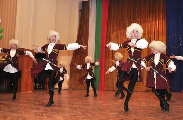 Танцьорите от „Владикавказски алани” завладяха врачани