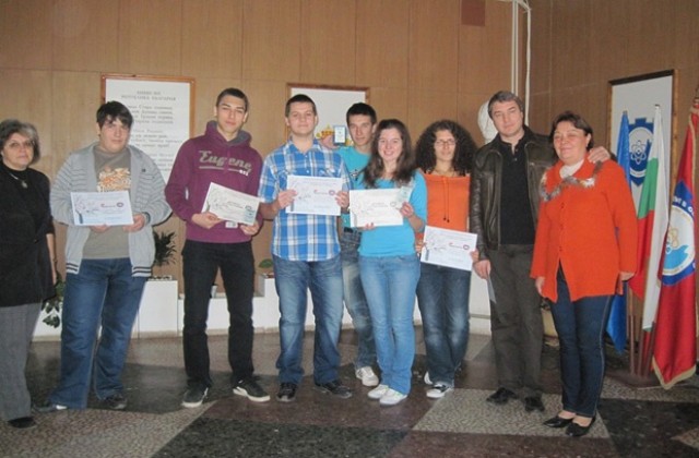 Отново отлични резултати по физика