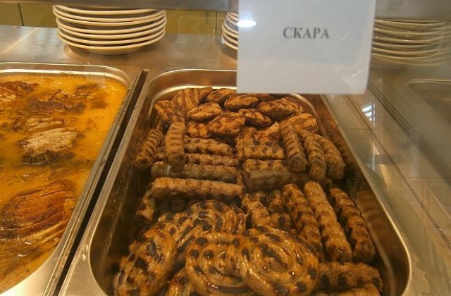 На Коледни Заговезни за последно се яде месо преди постите