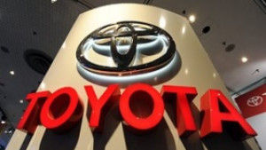 Toyota изтегля 277 млн коли