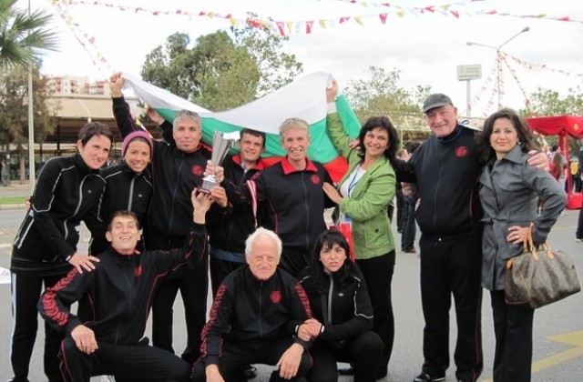 Мъжкият отбор на Български пощи спечели купа и медал от Балканиада по бързо ходене