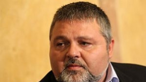 Бави се разглеждането на промени за отмяна на забраната за
