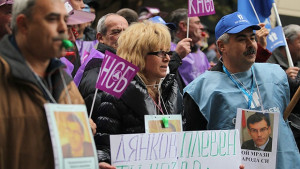 Работещите в Напоителни системи протестират заради забавени заплати