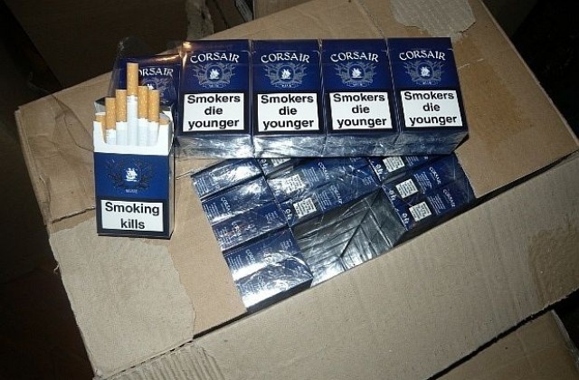 Намериха 60 000 къса цигари без бандерол в колата на севлиевец