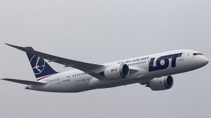 Полските авиолинии ЛОТ се снабдиха с Боинг787 Дриймлайнър