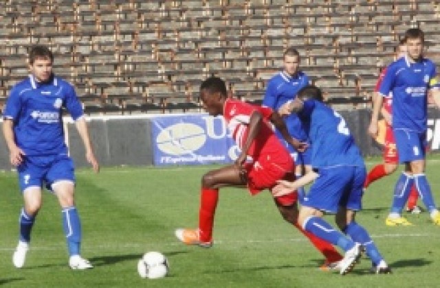 Десет лева за билет за ЦСКА - Берое, отварят само секторите А и Г