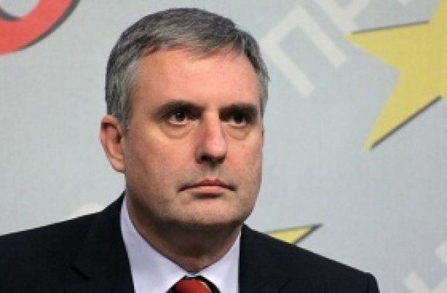 Калфин: Недостигът на пари за АЕЦ Козлодуй застрашава безопасността на демонтажа на реакторите