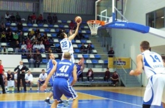 Рилецо надигра Левски в хубав мач