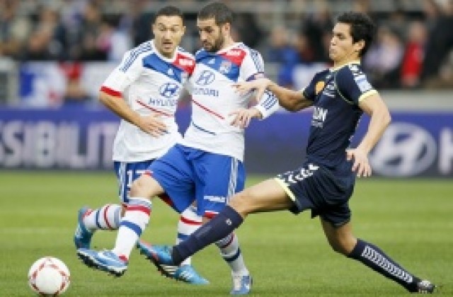 Олимпик Лион натупа Реймс за първото място