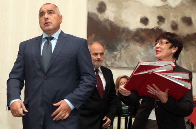 Борисов: Опитваме да увеличим заплати и пенсии и да кофинансираме най-големите проекти