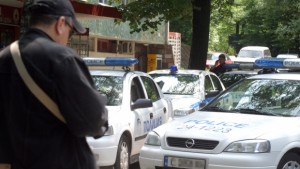 Ученик скочи от блок в квартал Толстой в столицата