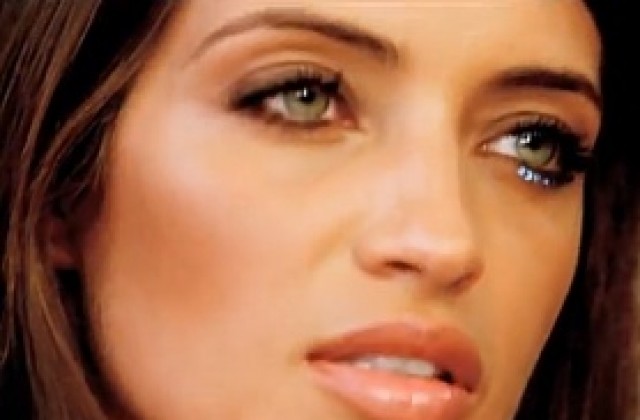 ВИДЕО: Сара се съблече като Ирина, година по-късно