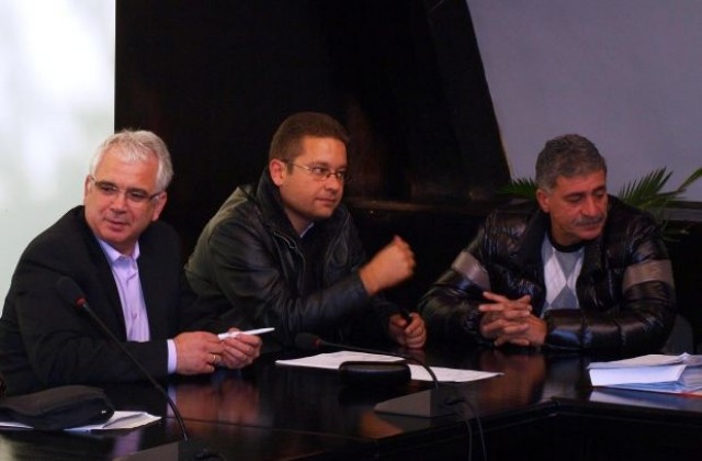 Община Благоевград отдаде под наем още шест павилиона за Коледния базар