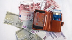 Очаква се бум на картовите разплащания преди Коледа