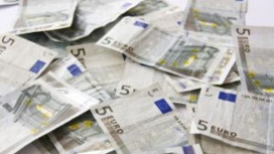8 млн лева дупка в бюджета прогнозират от НИЕ