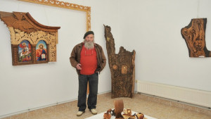 Изложба по дървопластика в Монтана