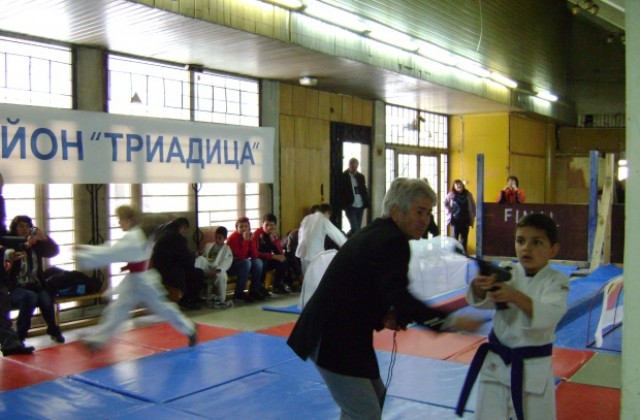 Нов спорт в Кюстендил - UNIFIGHT от спортен клуб КРИС