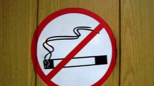Собственици на заведения излизат на протест срещу забраната за тютюнопушене