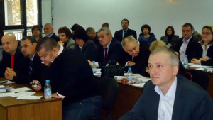 Общинарите в Силистра остават без представителни разходи и с намалени