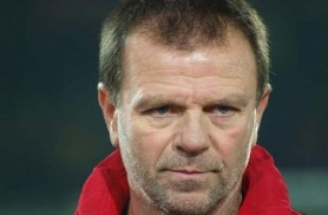 Младенов: Питайте шефовете кой източва ЦСКА, благодаря на Батков