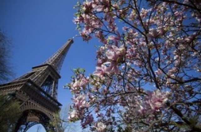 В Мароко изчезна реплика на Айфеловата кула