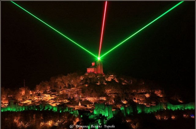 Звук и светлина на Царевец в пълния си блясък