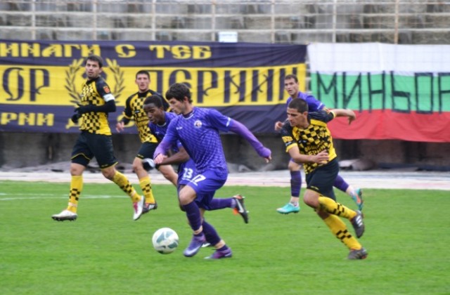 Виолетовите обърнаха десет миньорци, на Сердар Даят му побелели косите от грешките