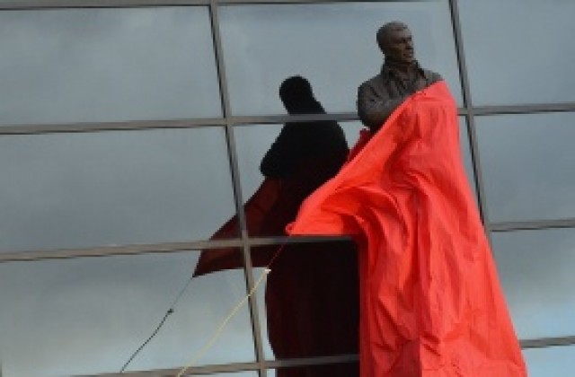 Роналдо разкри за среща между Фъргюсън и Моуриньо