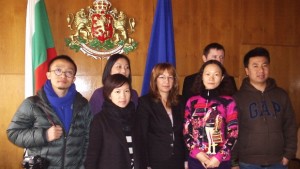 Китайски журналисти посетиха Долината на розите и тракийските царе