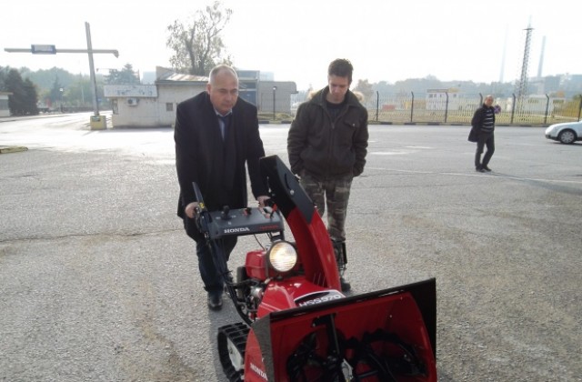 Японски снегорин ще чисти зоните за митнически контрол на ГКПП-Дунав мост