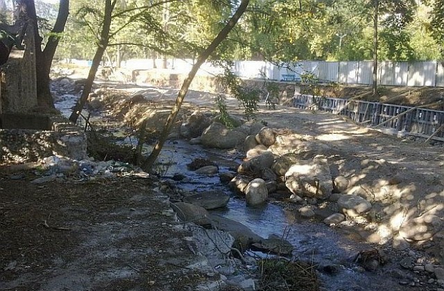 С открито писмо се борят за спиране нa проекта за корекция на река Санданска Бистрица