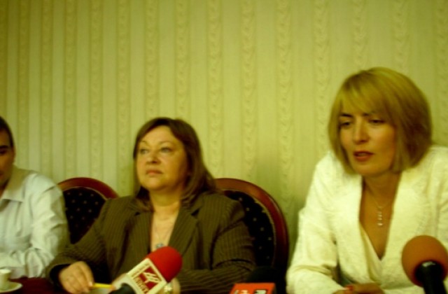 Председателят на НДСВ Христина Христова в Русе