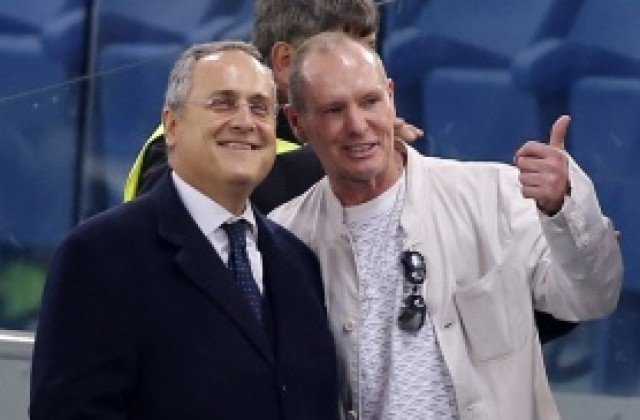 Президентът на Лацио посети пострадалия фен на Тотнъм