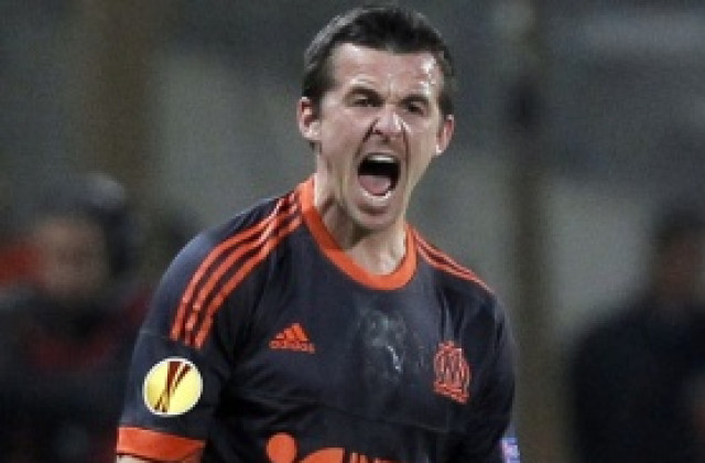 ВИДЕО: Френският акцент на Бартън почти умори от смях водеща на Sky Sports