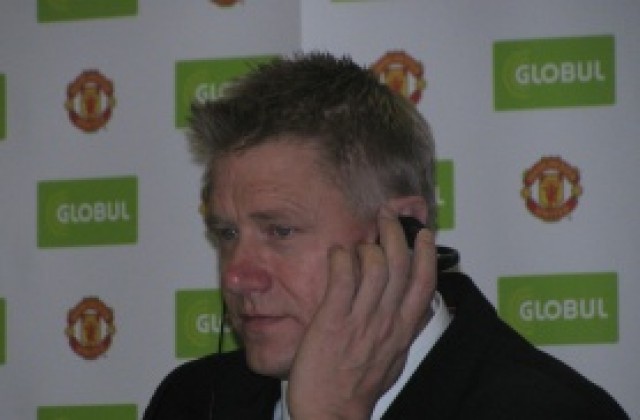 Шмайхел: Само Гуардиола и Моуриньо могат да наследят сър Алекс