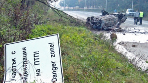 Трима пострадали и един изгорял автомобил при катастрофа край Силистра