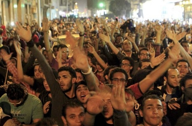 Над 200 души бяха ранени в сблъсъци в град Силиана в Тунис