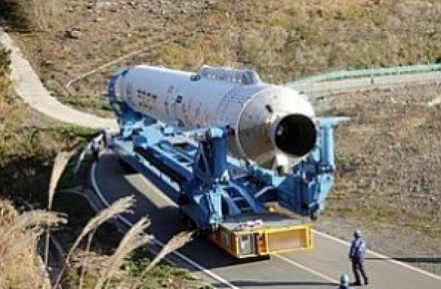 Сеул спря изстрелването на ракетата, която трябваше  да изведе спътник в космоса