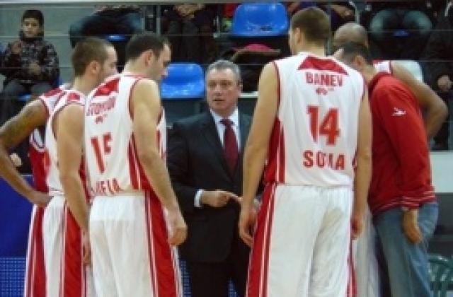 ЛукОйл остава трети, прибира се късно тази вечер