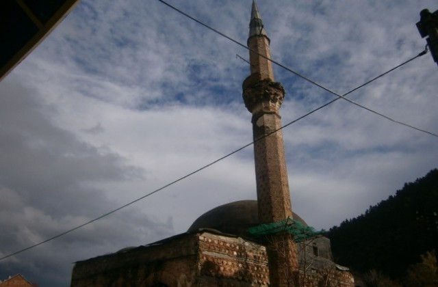 Мюсюлманското изповедание си иска джамията Фетих Мехмед и земята под нея