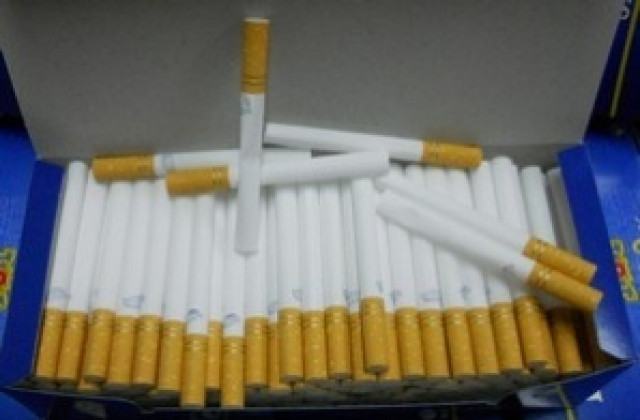 Заловиха диструботор на налегални цигари в Русе