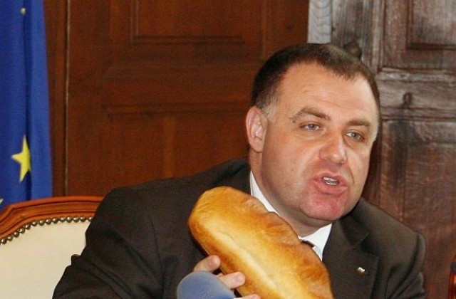 Няма основание за поскъпване на хляба, уверен е Мирослав Найденов