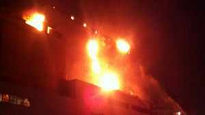 Късо съединение е найвероятната причина за пожара в мола в