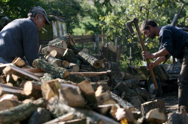 Над 10 000 души във Варненско поискаха помощи за отопление
