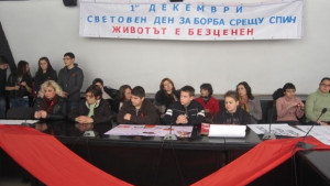 Новорегистрираните ХИВпозитивни мъже са три пъти повече от жените