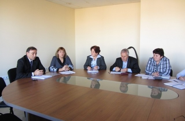 Обществено обсъждане за поемане на общински дълг се проведе в Нова Загора