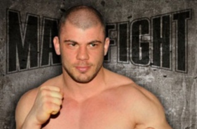 Атанас Джамбазов срещу Емануел Нютън на 24-ти януари в САЩ