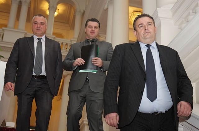 Само една кандидатура за конституционен съдия е внесена в парламента