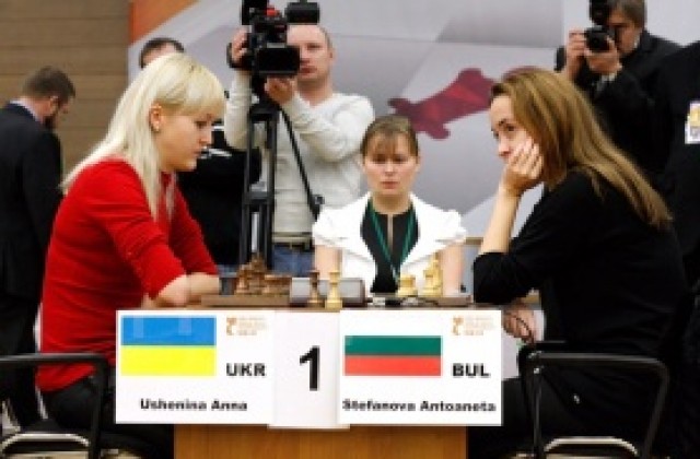 Антоанета Стефанова изпусна световната титла, отстъпи след тайбрек